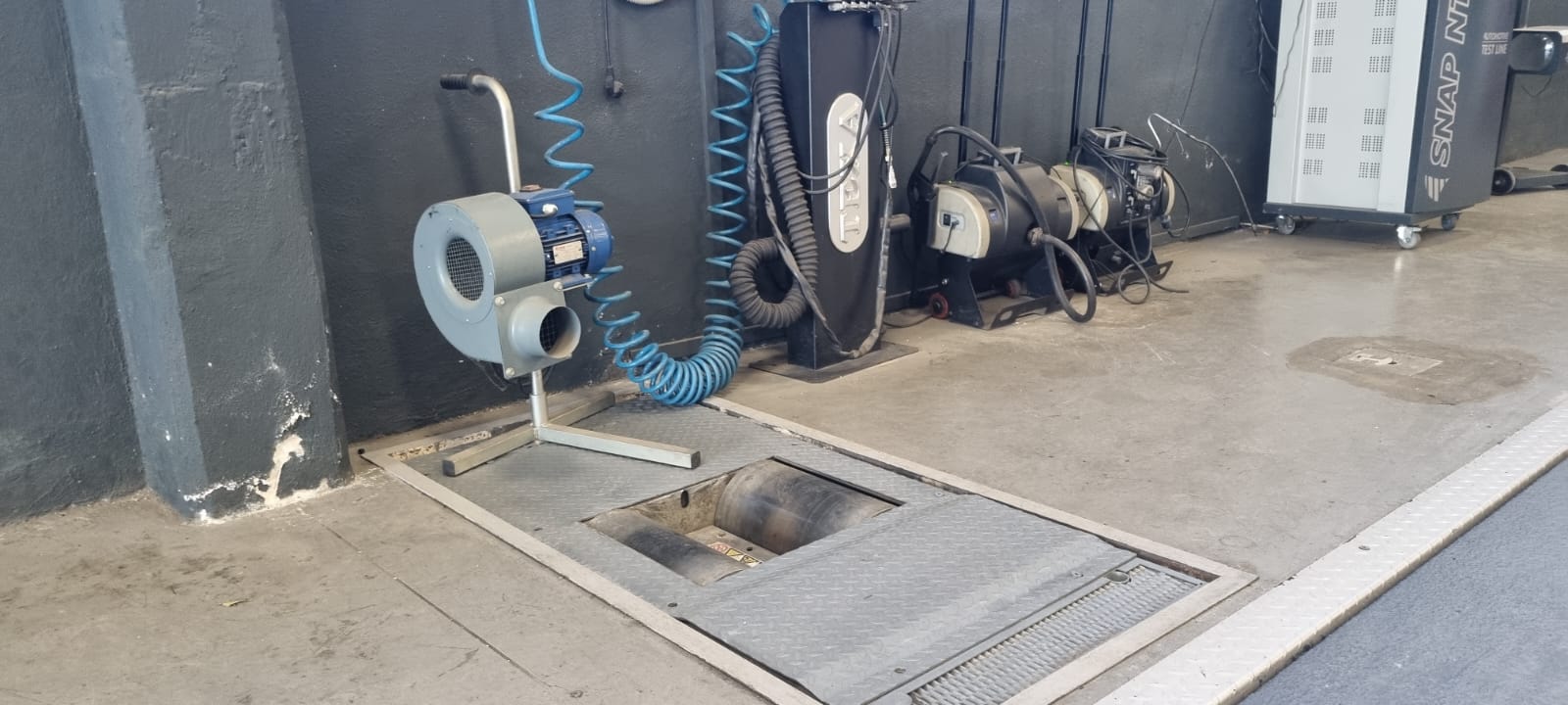 LINEA REVISIONE AUTO - MOTO  in vendita - foto 4
