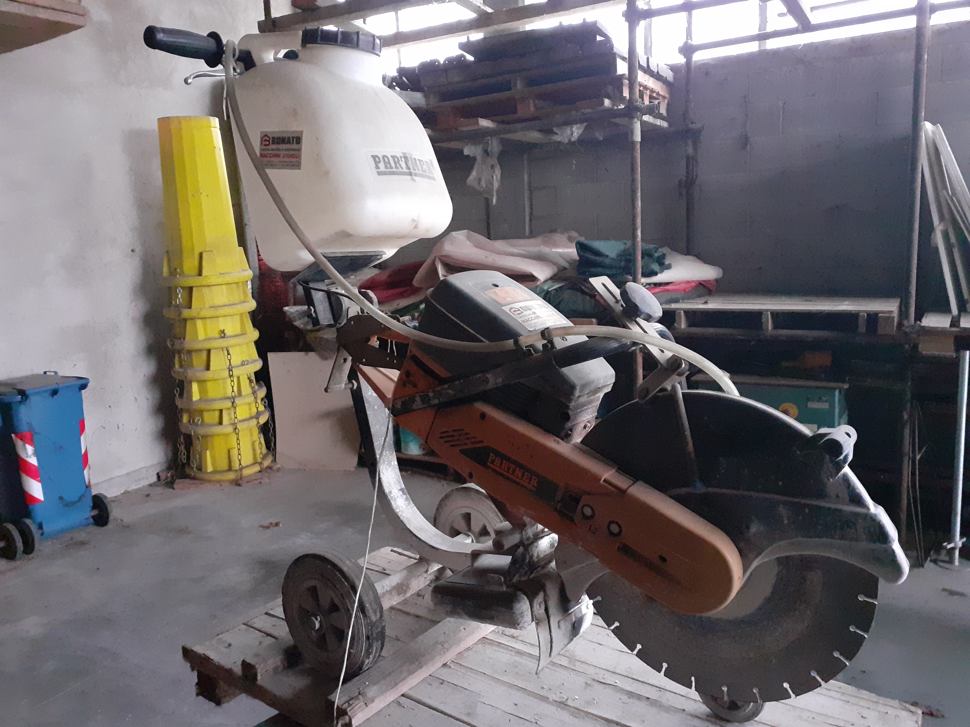 MOTOSEGA PER CALCESTRUZZO in vendita - foto 2