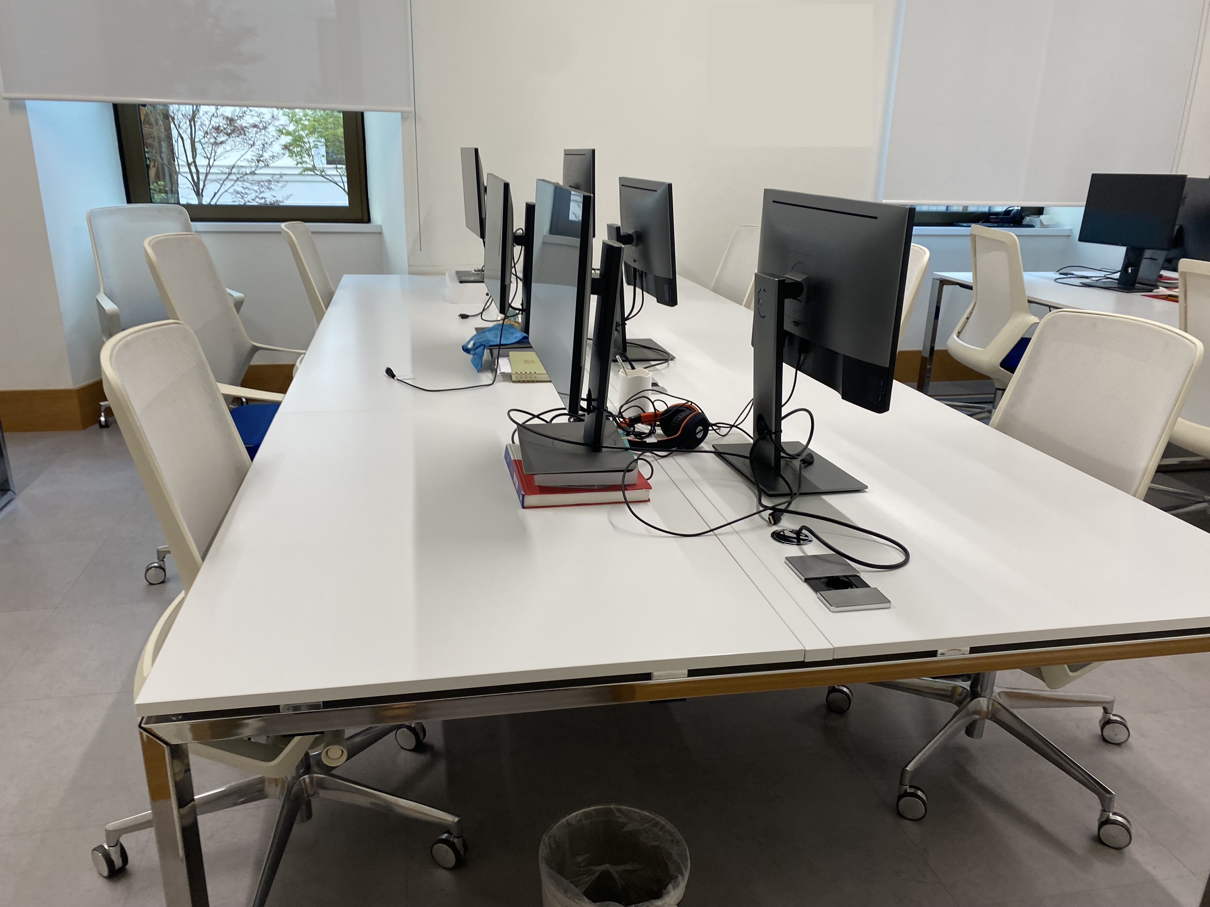 Vendo postazioni ufficio da 2/4/6 postazioni in vendita - foto 6