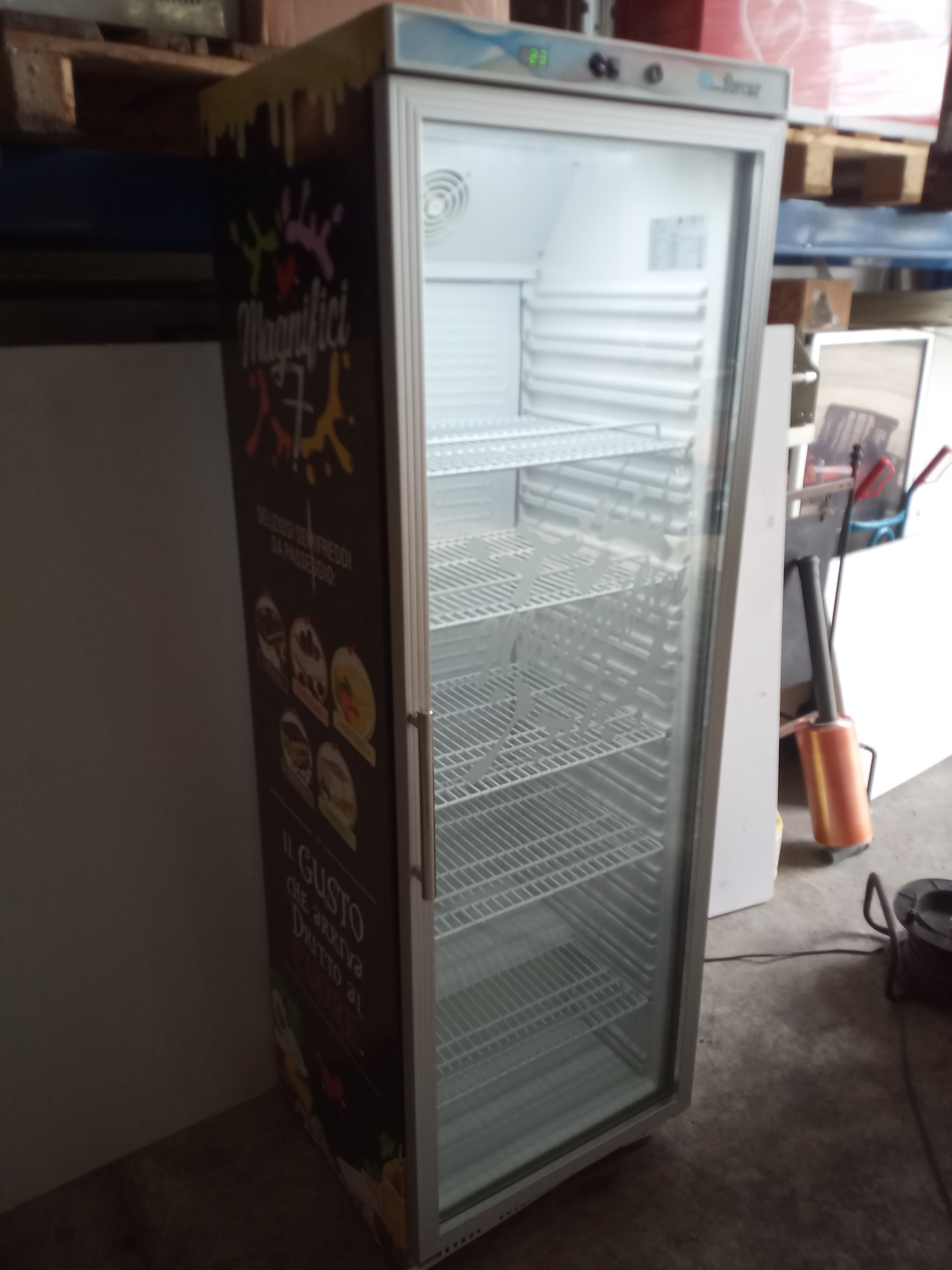 Frigo vetrina a colonna +2°+8° nuova in vendita - foto 4