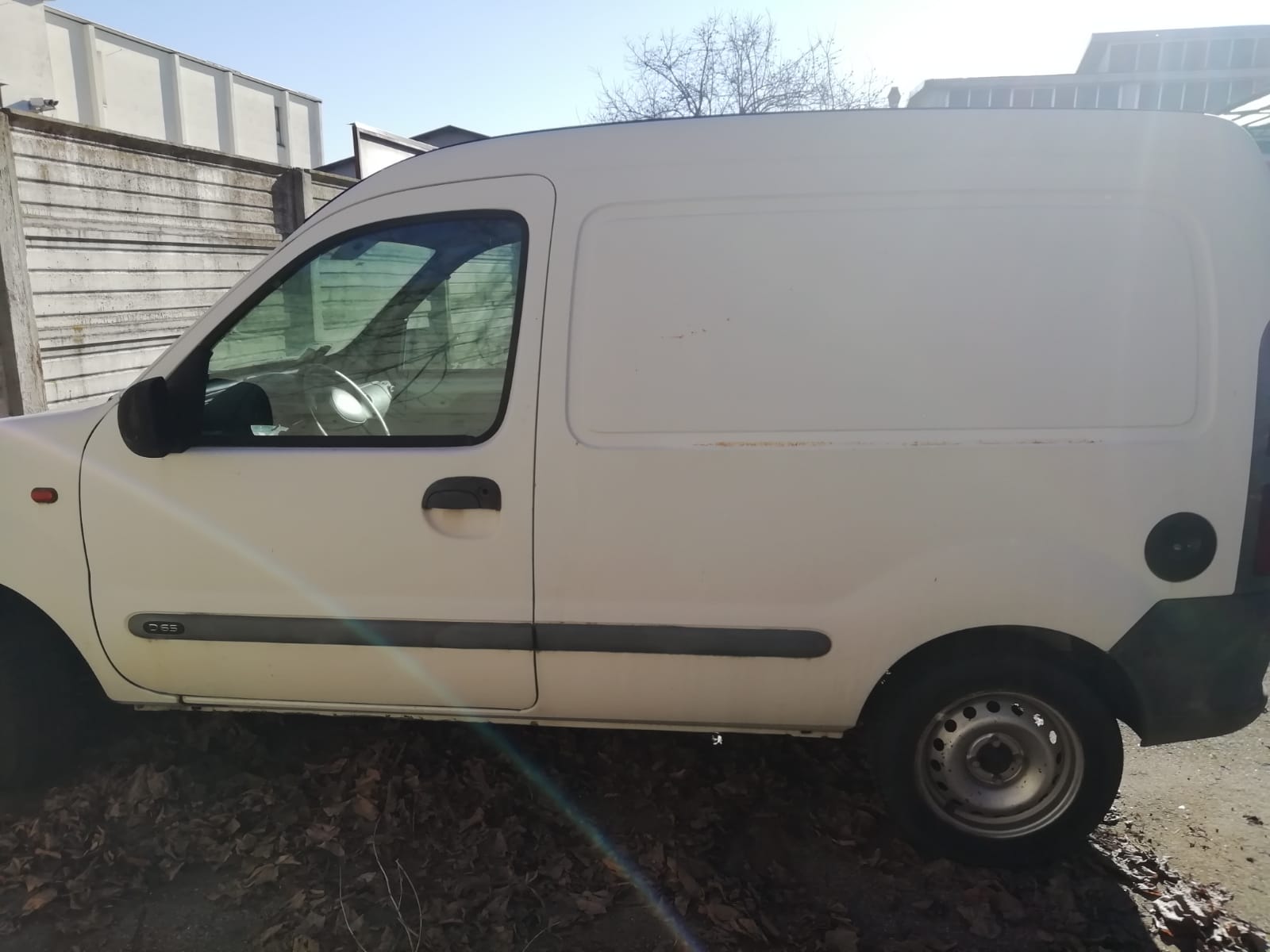 Furgone Kangoo 1900 Diesel anno 2000 in vendita - foto 3