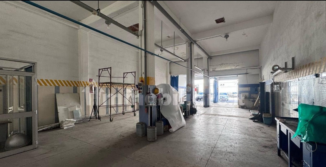 Capannone industriale  in vendita - foto 3