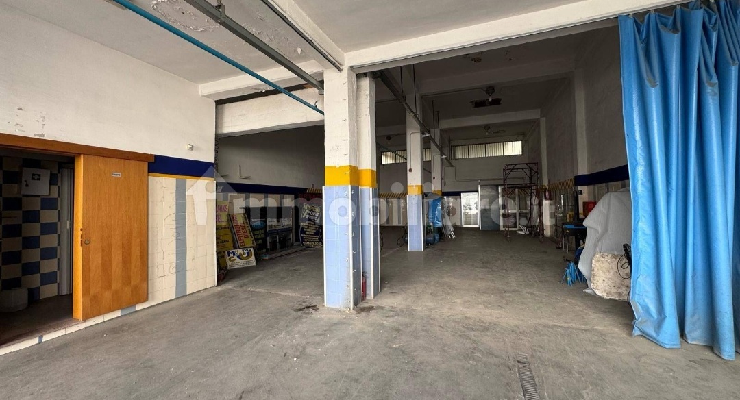Capannone industriale  in vendita - foto 4