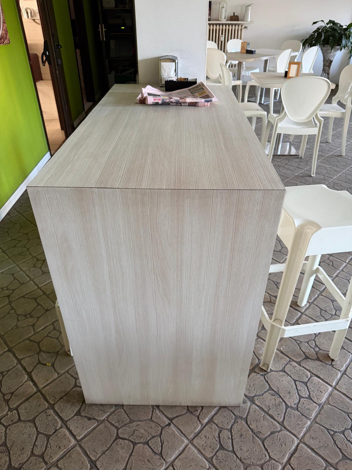 Cessata attività arredo bar più attrezzature  in vendita - foto 2