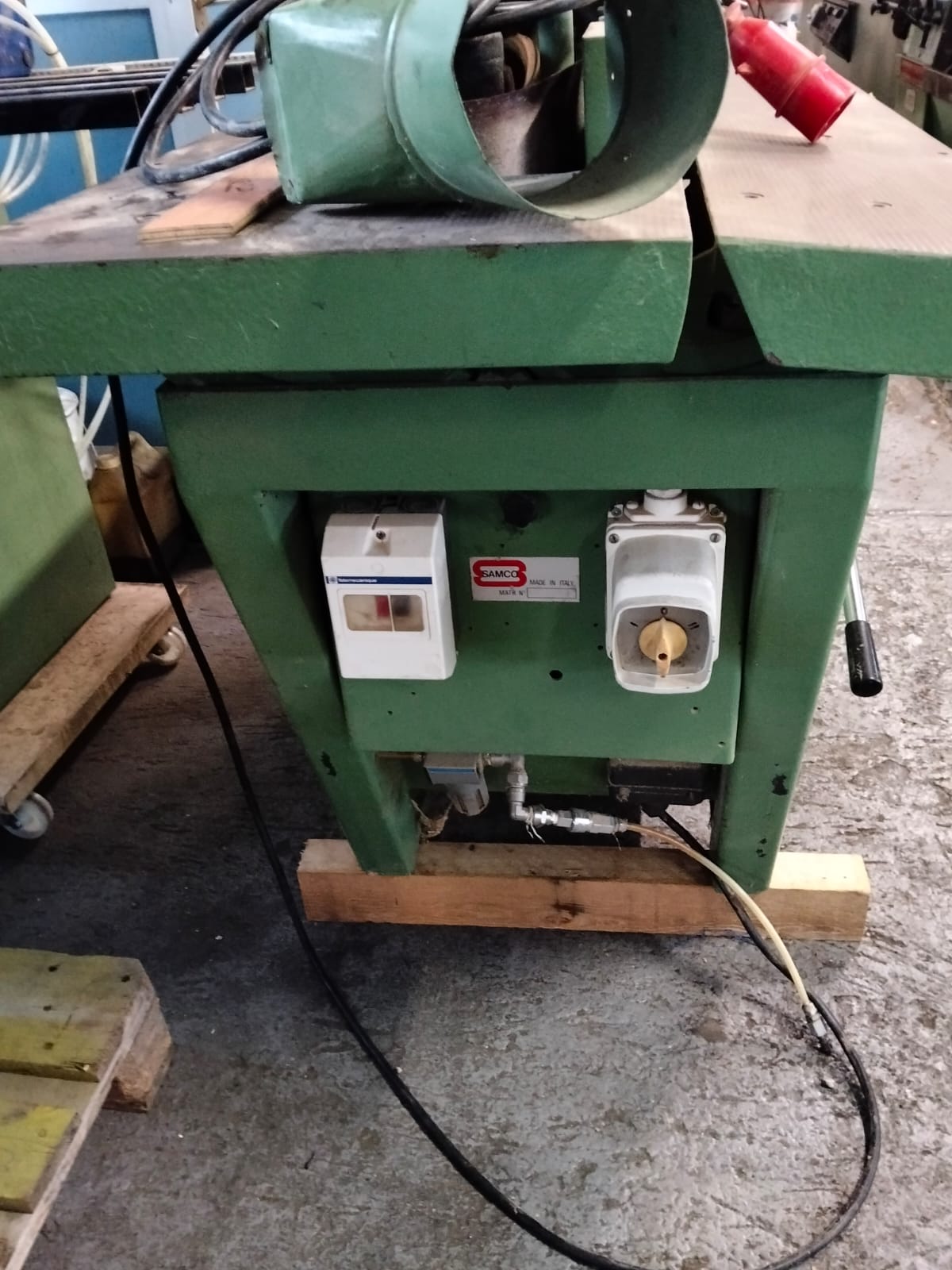 Levigatrice Orizzontale SAMCO UNILEV15 in vendita - foto 2