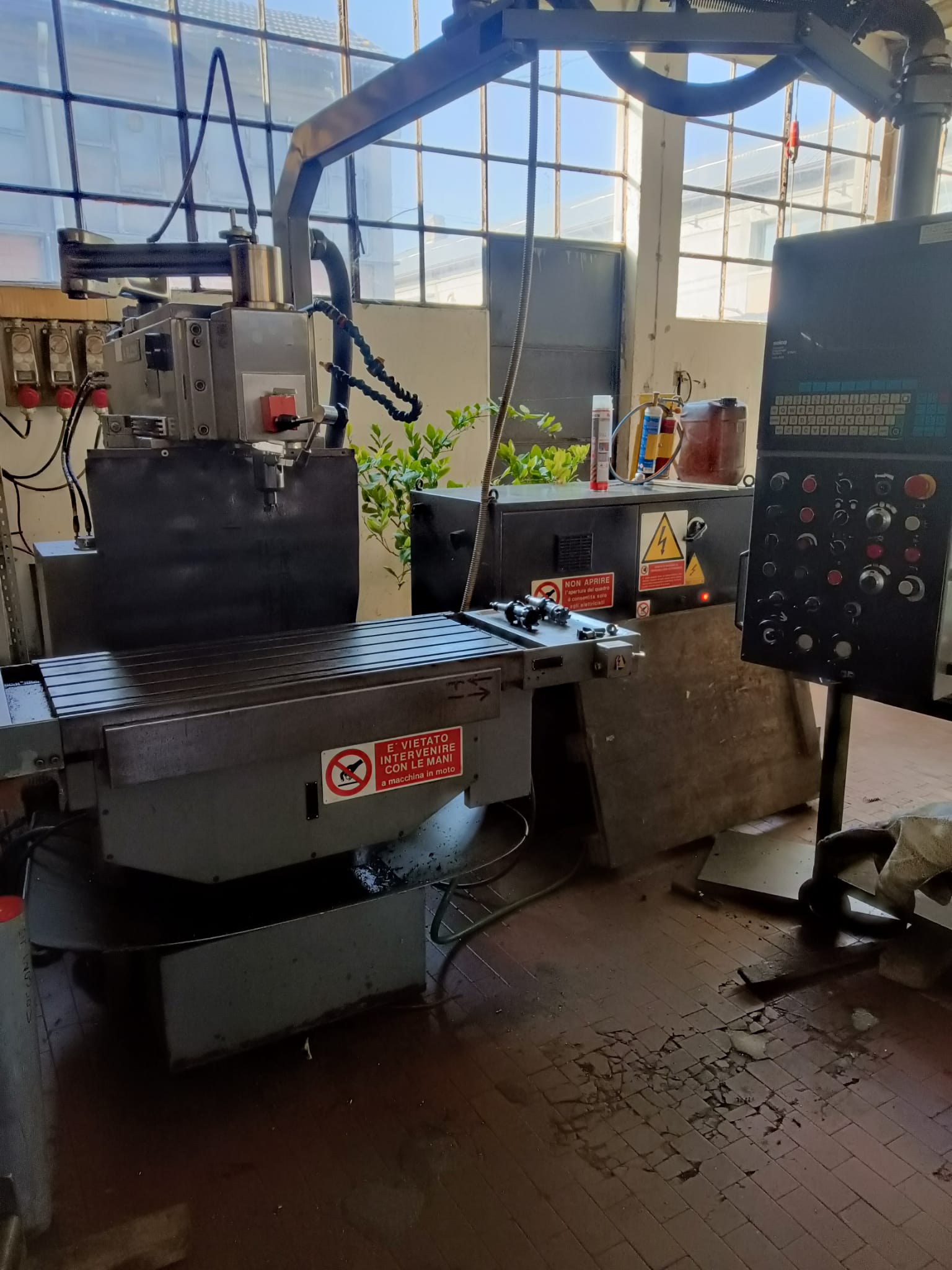 Fresatrice ALCOR 220 CNC SELCA S1000 in vendita - foto 1