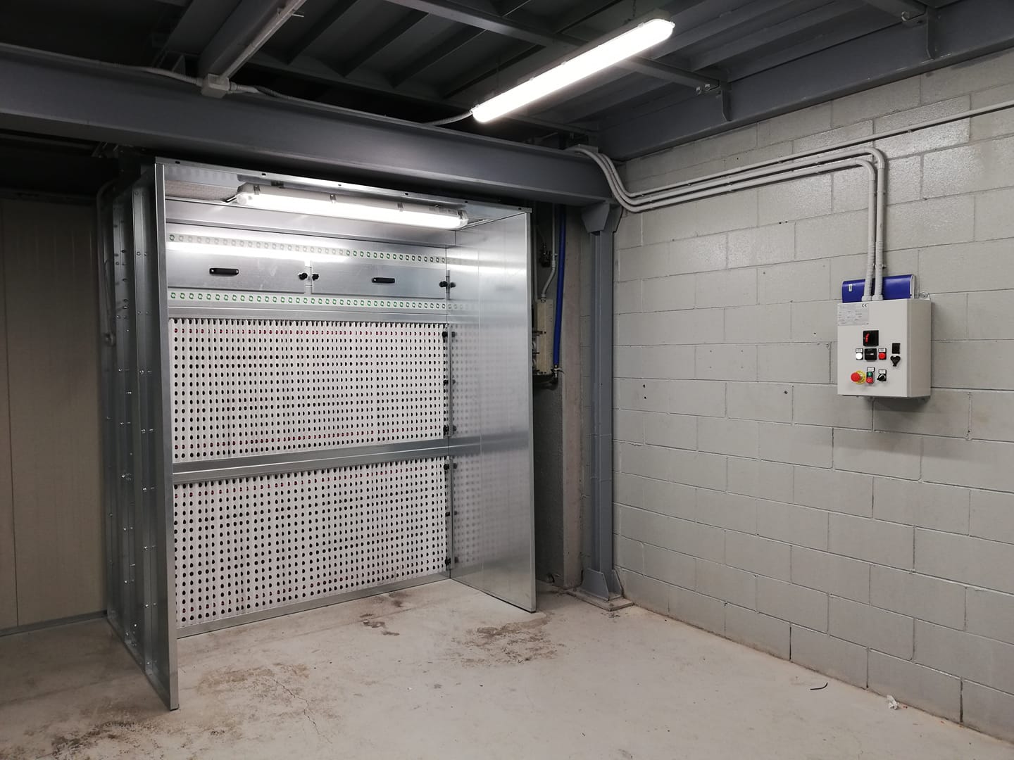 Macchine verniciatura legno in vendita