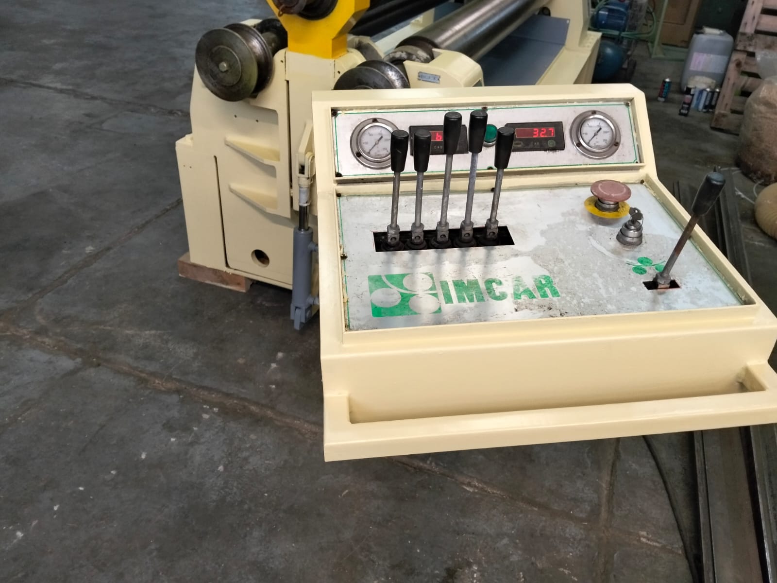 Calandra Idraulica IMCAR SIHR 8/3 2000X3.9Ton in vendita - foto 3