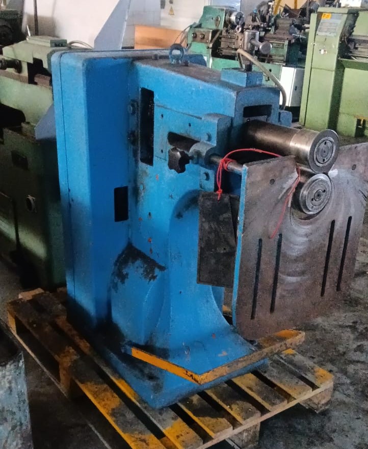 Bordatrice per lamiera HYLLUS 300 in vendita - foto 2