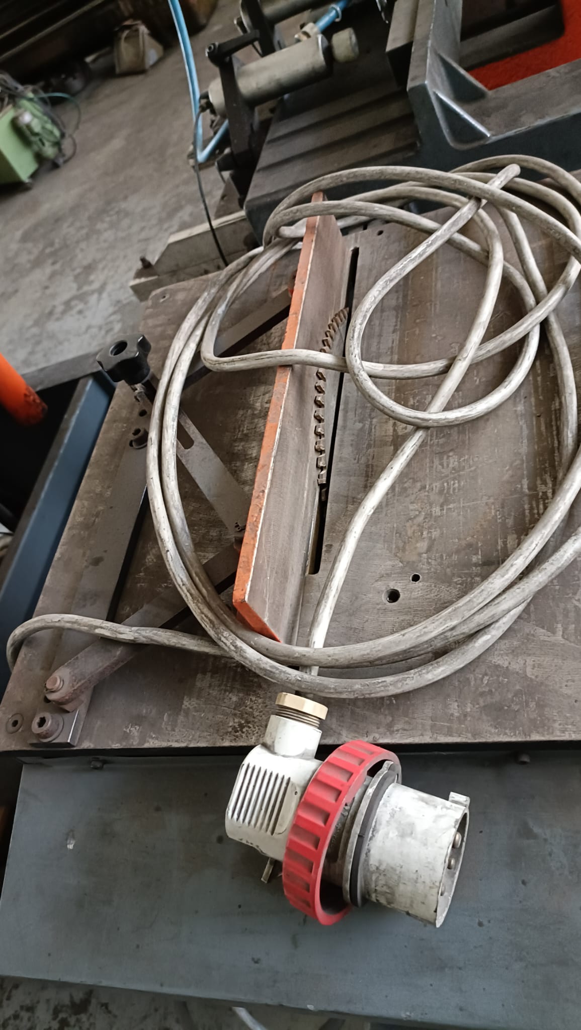 Macchine Lavorazione Alluminio TEKNA n.03 in BLOCCO in vendita - foto 3