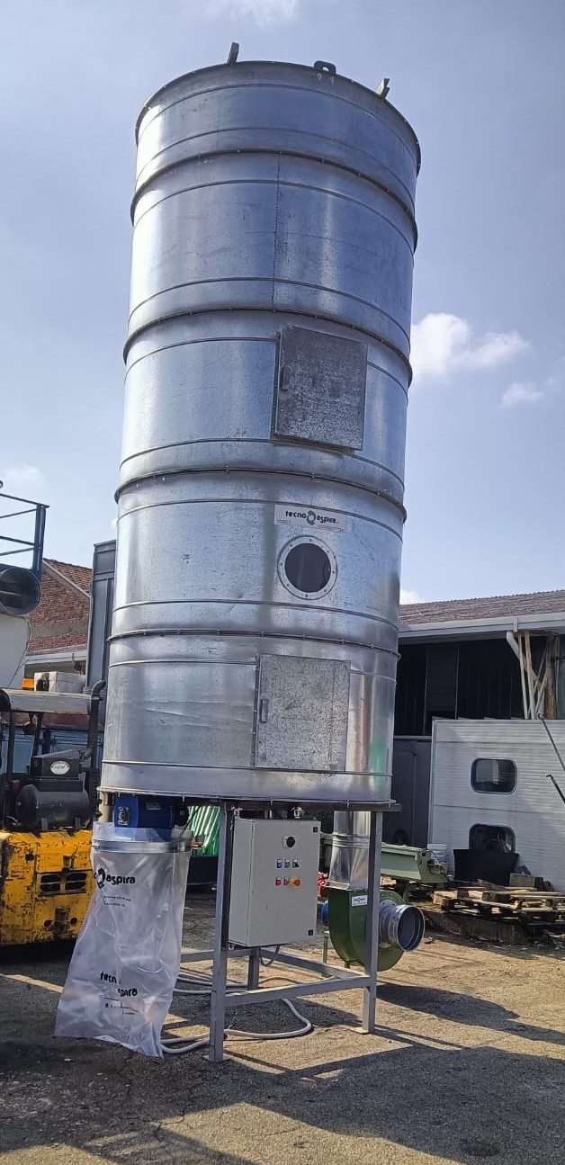 SILOS di Contenimento Ø2000 H 6500mm USATO in vendita - foto 1