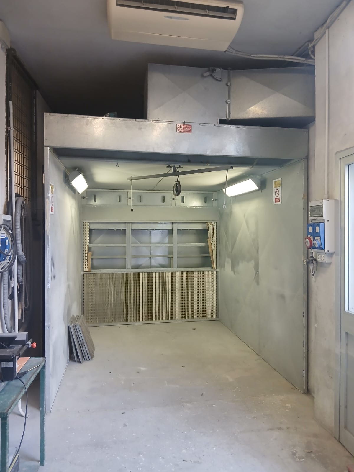 Cabina di Verniciatura a Secco 3000x3000mm USATA in vendita - foto 2
