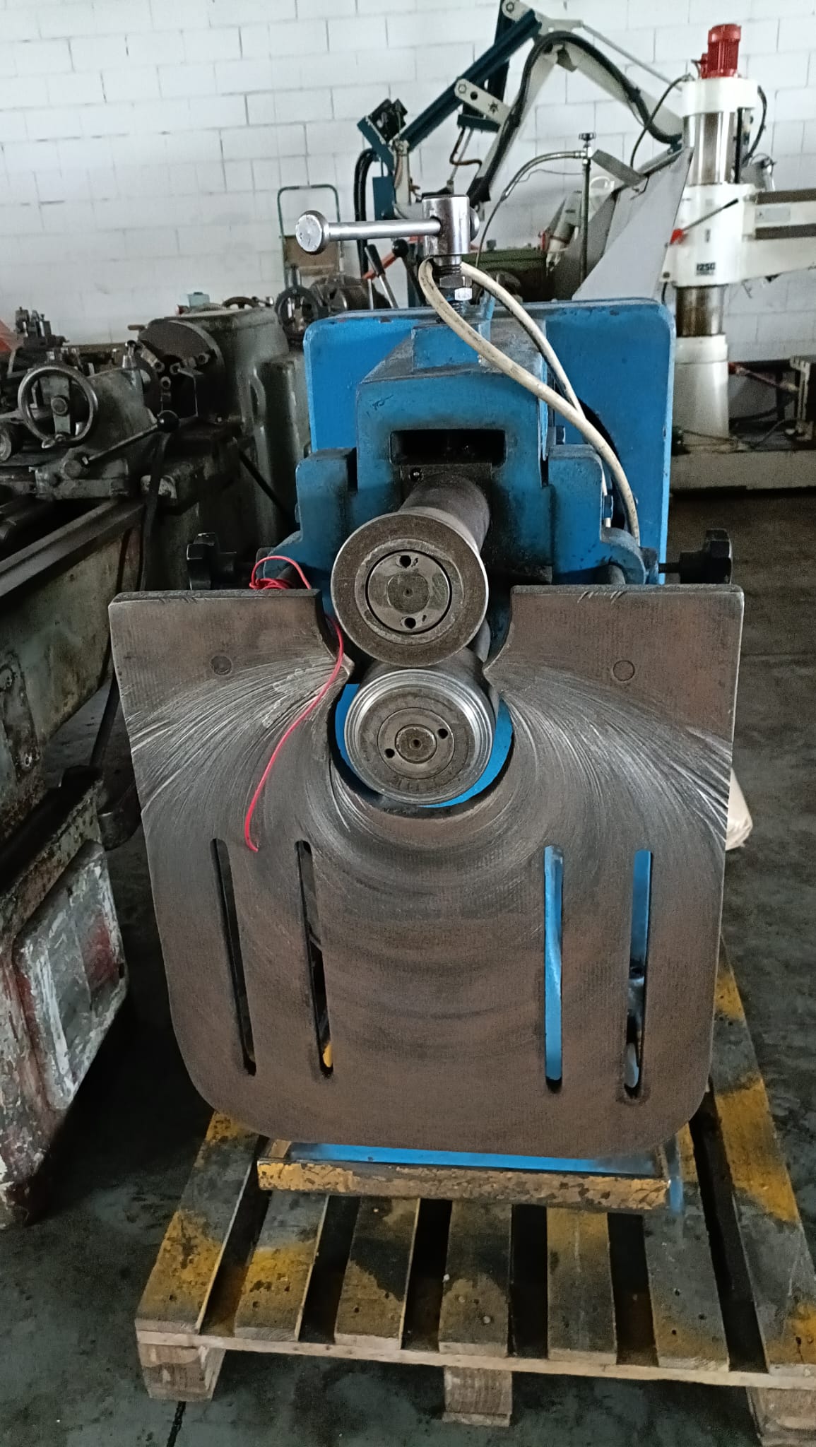 Bordatrice per lamiera HYLLUS 300 in vendita - foto 3