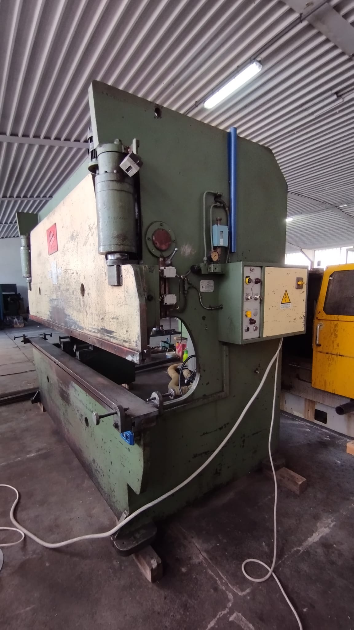 Pressa Piegatrice IMAL 3000 X 50 Ton USATA in vendita - foto 2