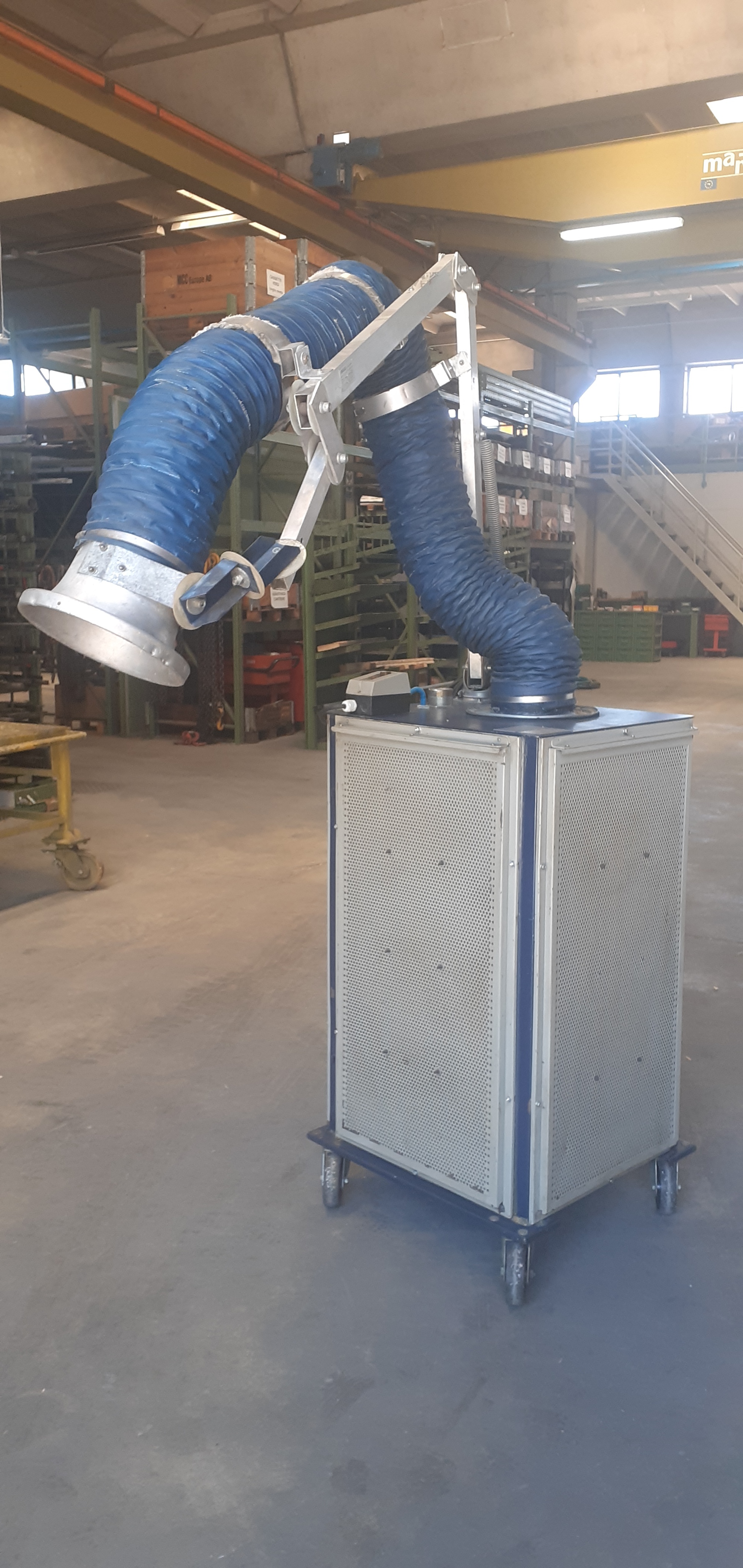 ASPIRATORE/DEPURATORE FUMI CARRELLATO in vendita - foto 1