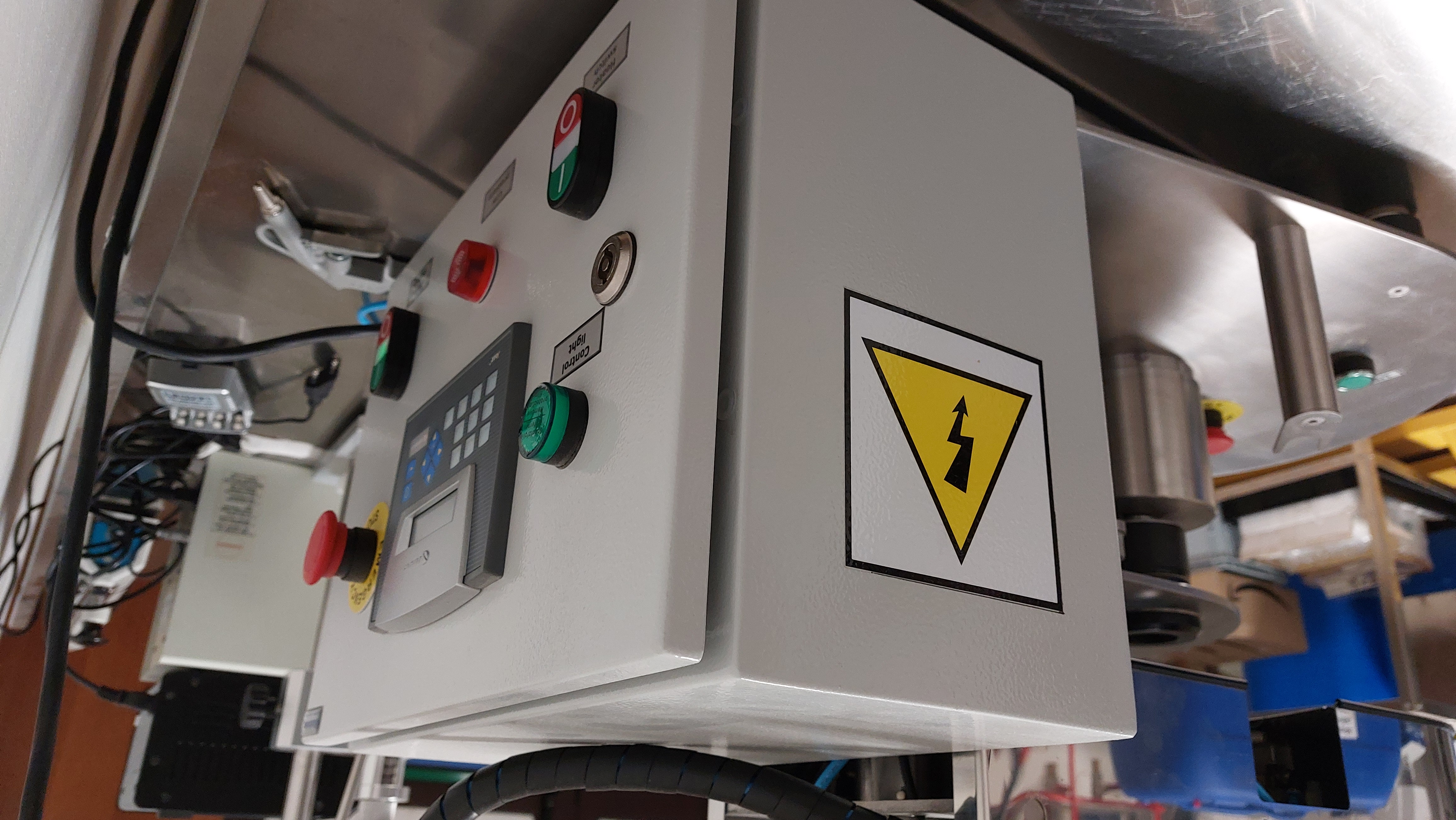 Chiuditubi semiautomatica per tubi in plastica in vendita - foto 9