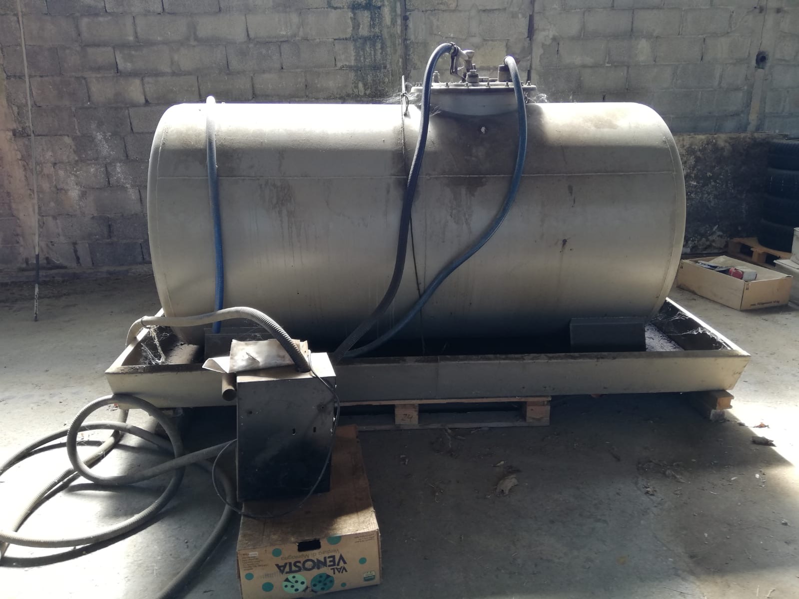 Cisterna Gasolio 2.000 litri in vendita - foto 1