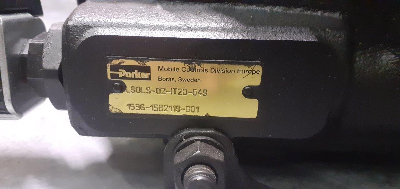 Parker L90LS-049 Mobile Directional Control Valve in vendita - foto 4