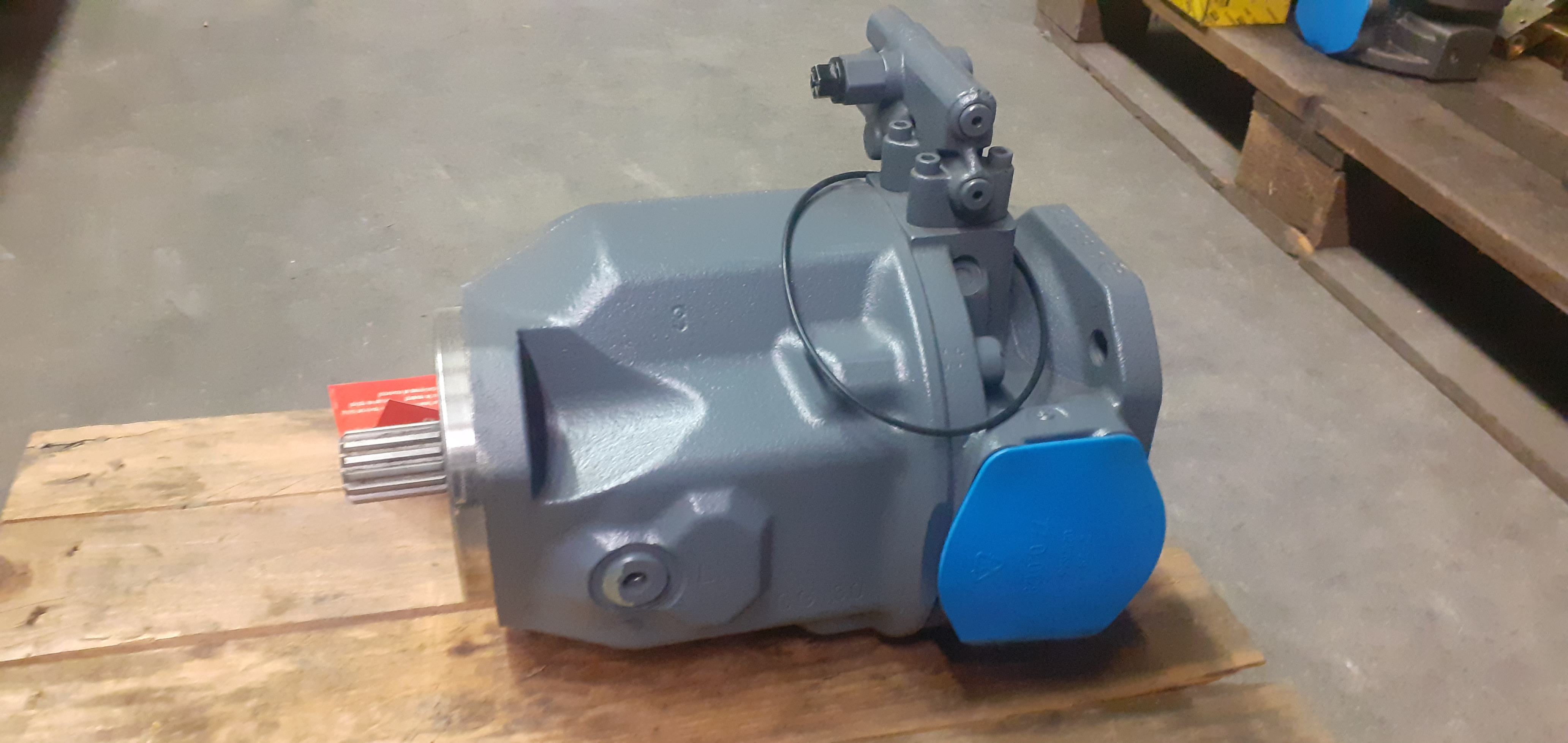 AXIAL PISTON PUMP A10VO71 rexroth in vendita - foto 2