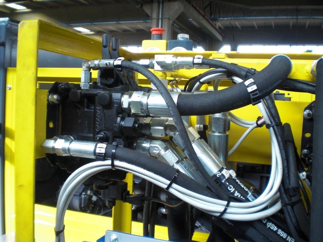 Parker L90LS-049 Mobile Directional Control Valve in vendita - foto 5