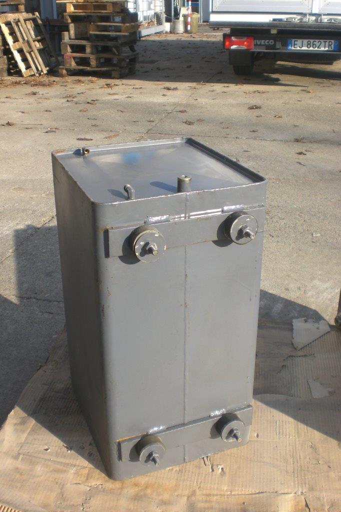 SERBATOIO GASOLIO DEUTZ 50 litri in vendita - foto 3