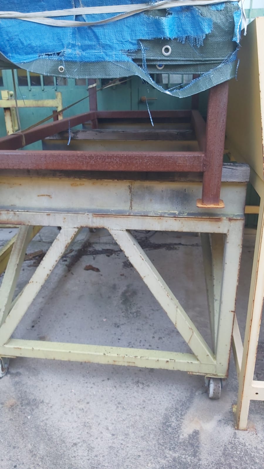 Pedane e Banchi da Lavoro in ferro in vendita - foto 8