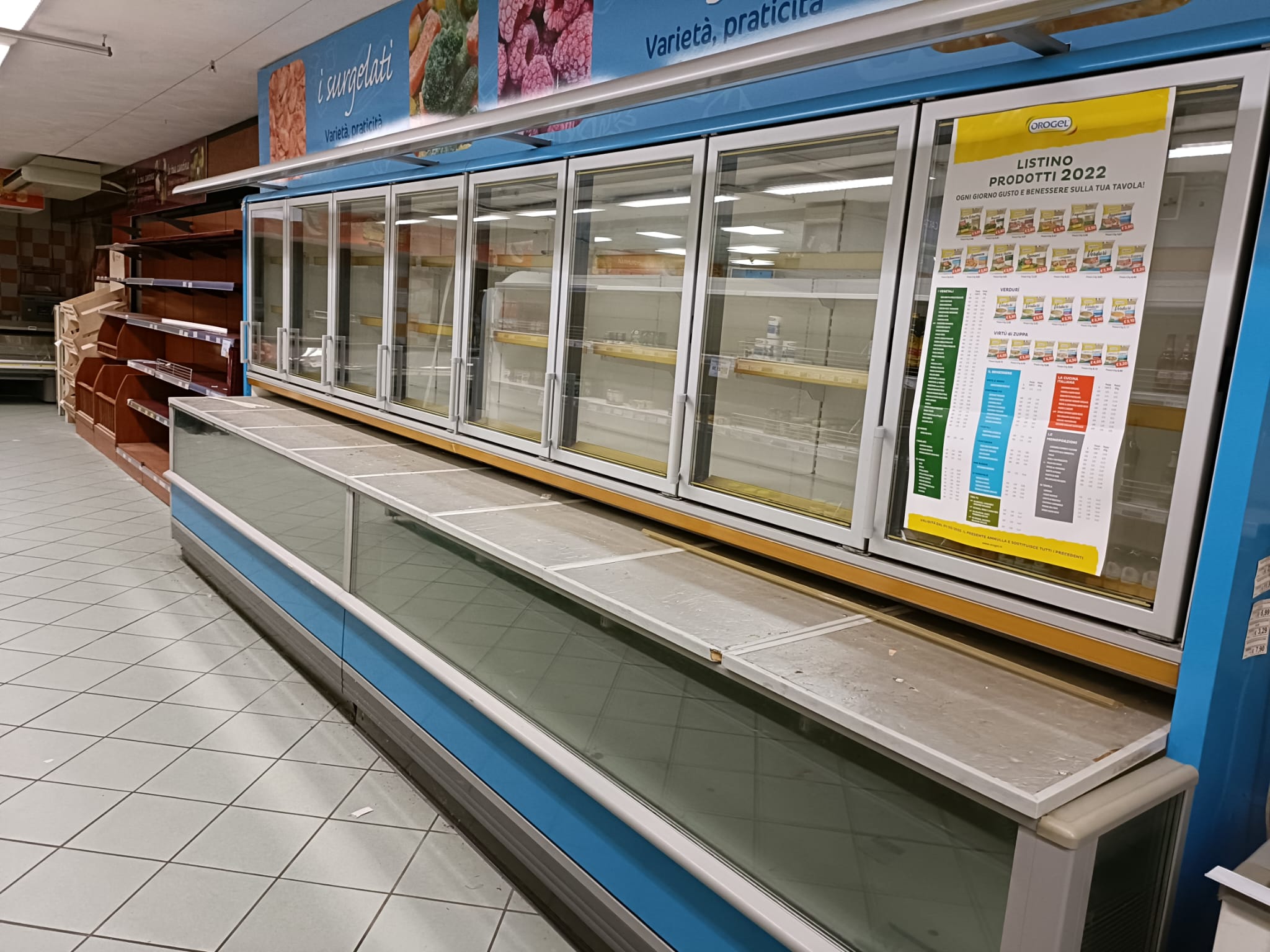 Attrezzatura completa supermercato  in vendita - foto 8