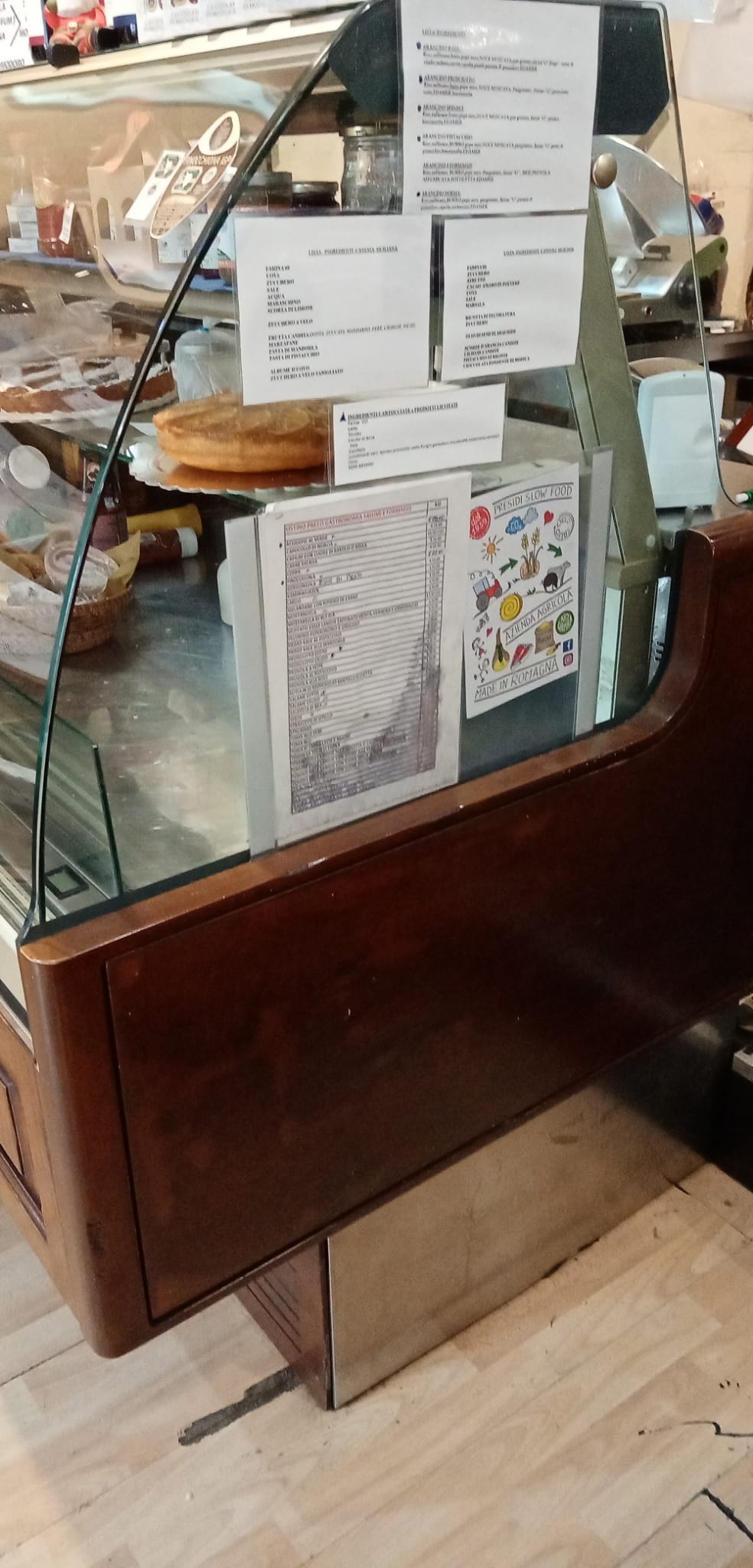 REGALO VETRINA FRIGO in vendita - foto 3