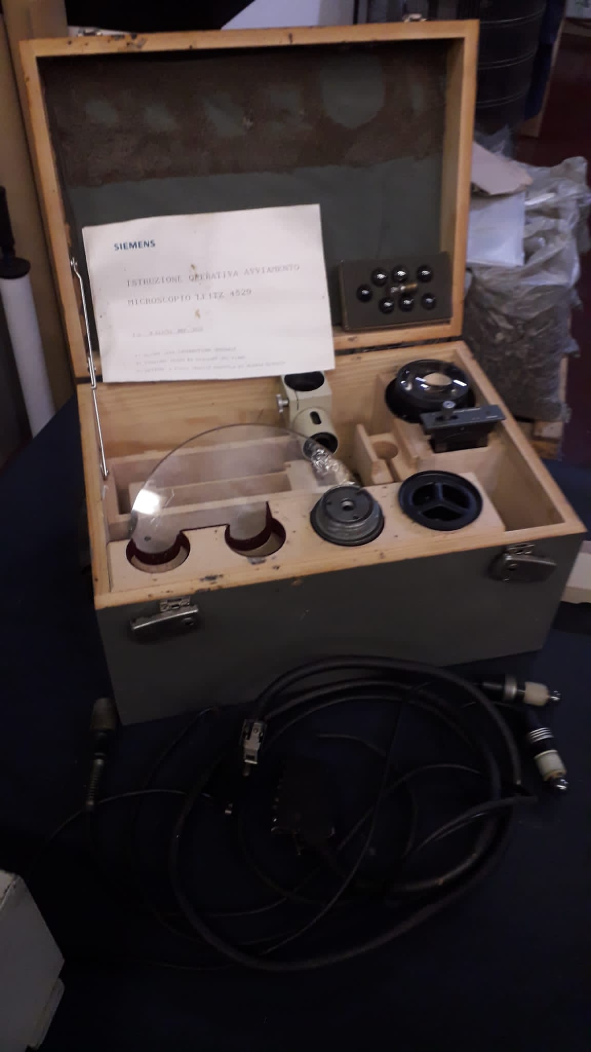 Microscopio LEITZ 4529 in vendita - foto 4