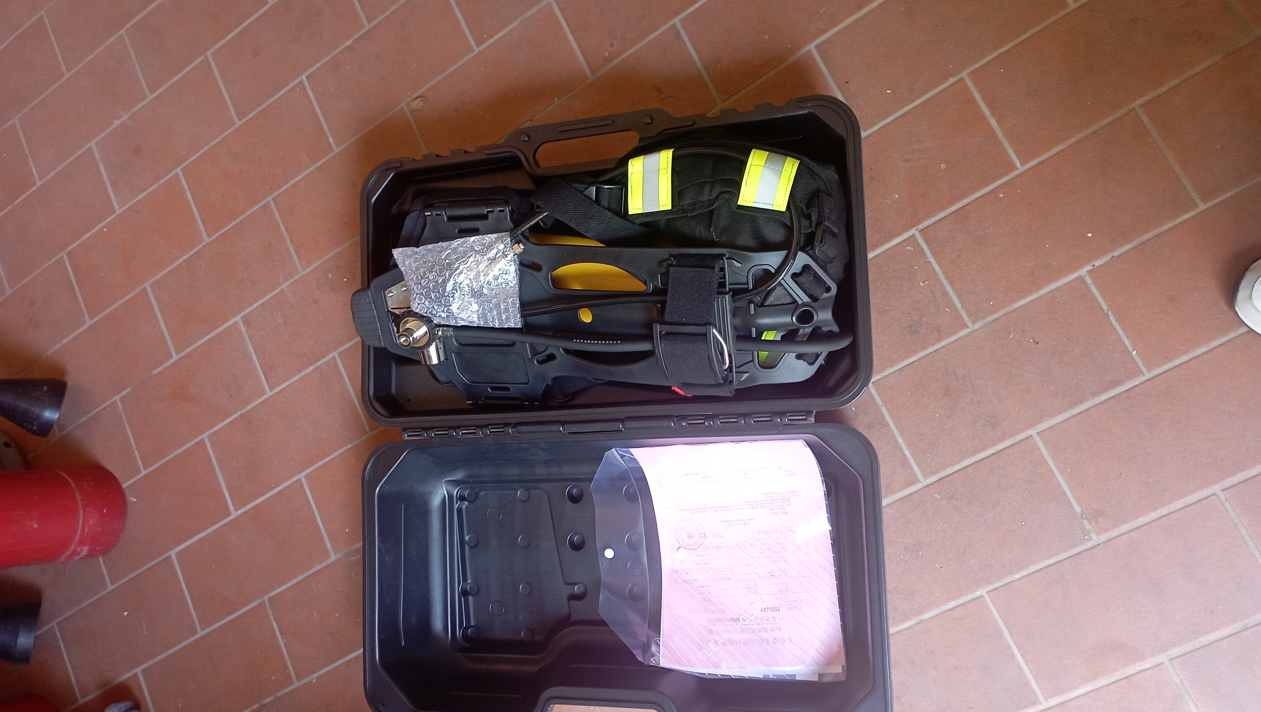 Vendo Set Autorespiratore nuovo, mai utilizzato.  in vendita - foto 2