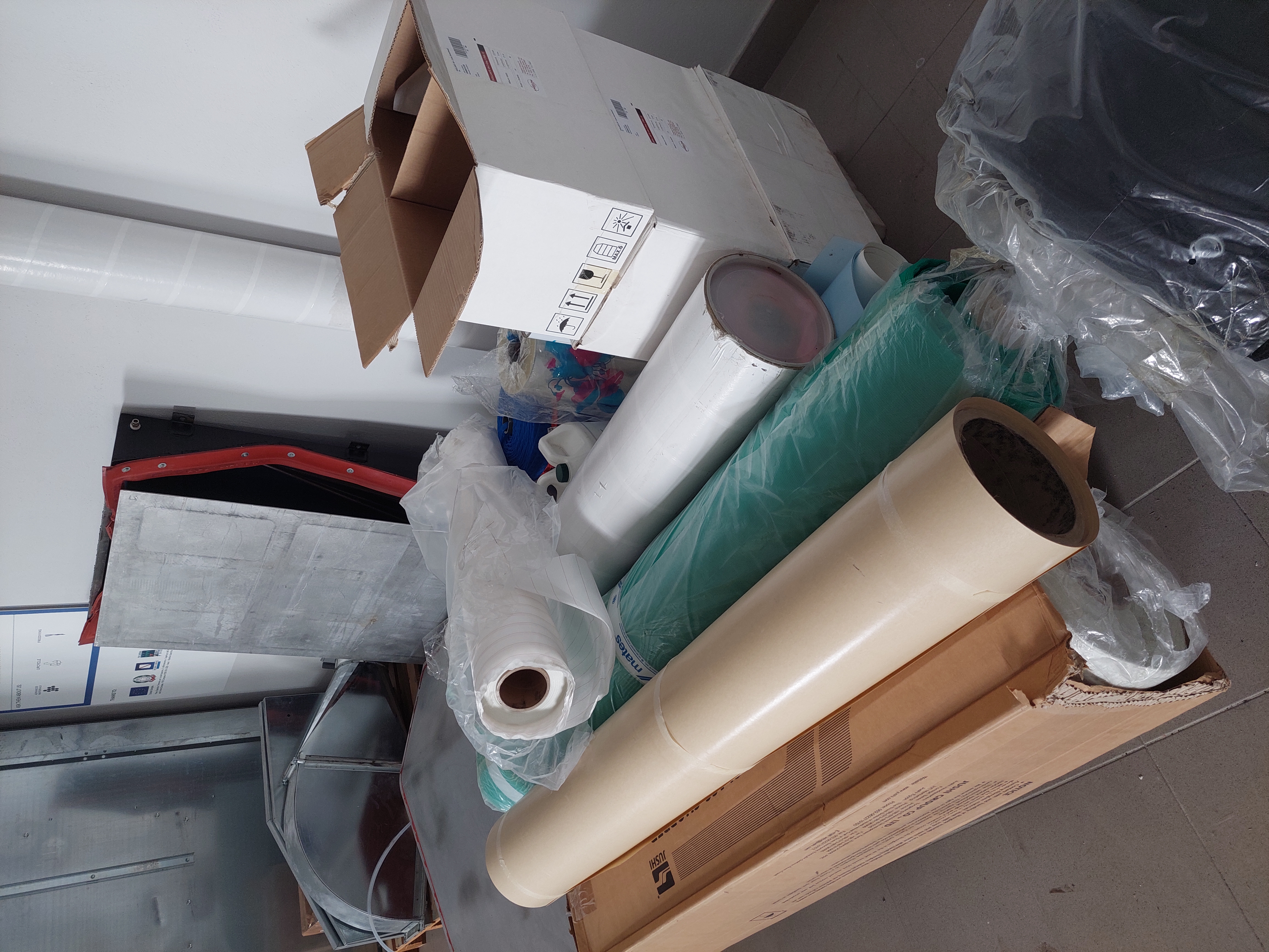 Utensili lavorazione plastica in vendita