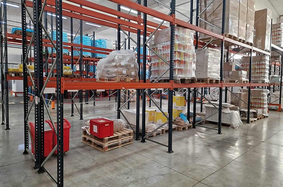 Scaffalature in vendita