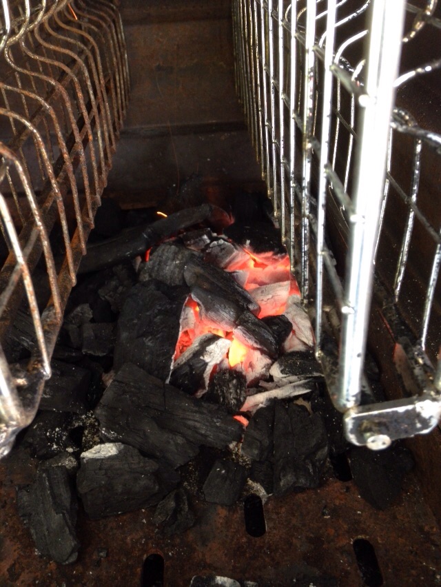 Forno a carbone da interno (barbecue) canna fumaria in vendita - foto 3