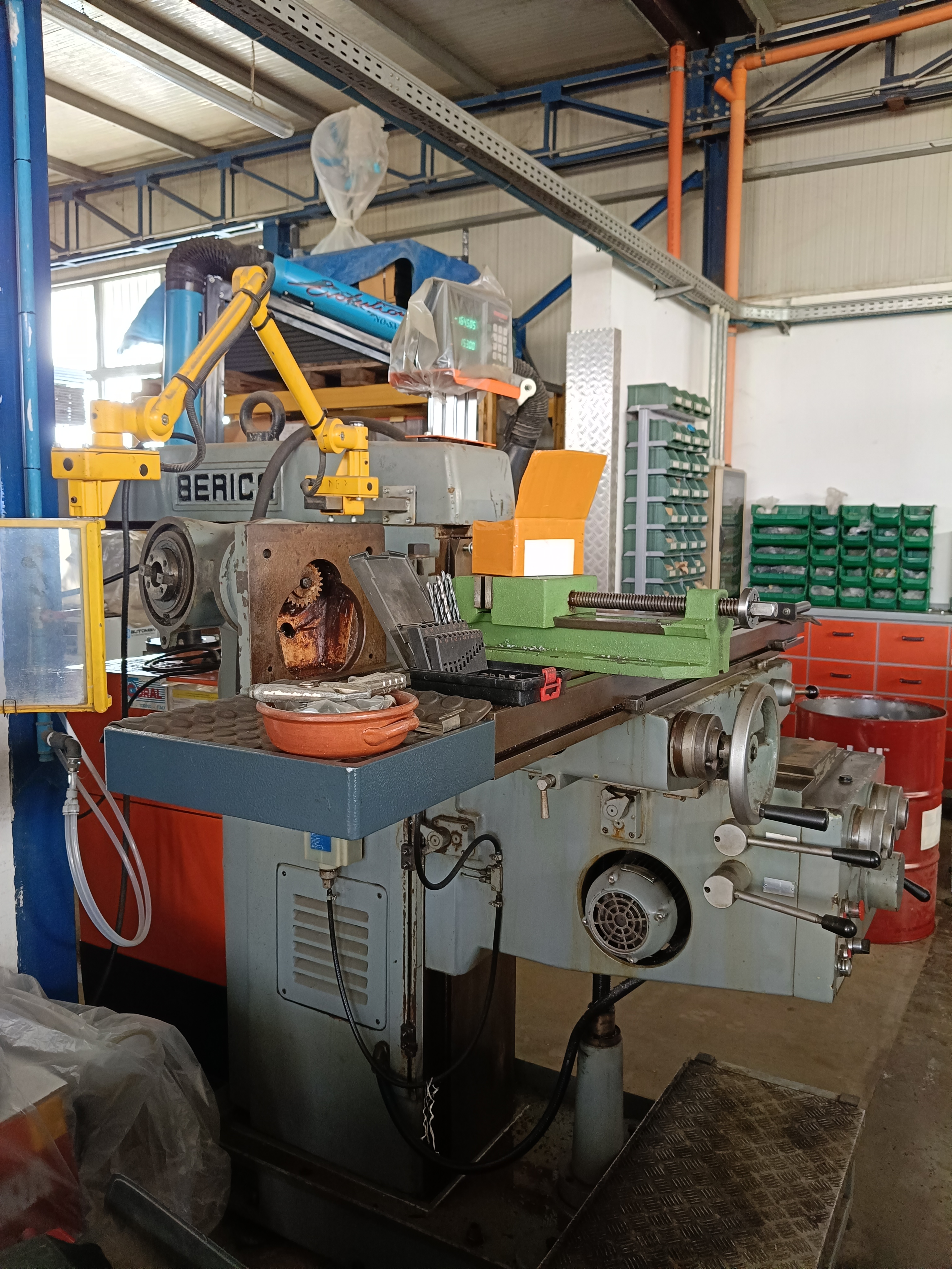 FRESATRICE UNIVERSALE BERICO in vendita - foto 4