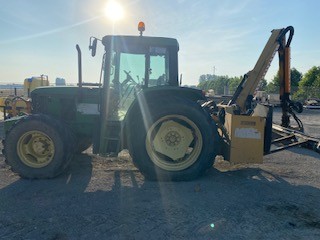 John Deere 6310 AS/1 con braccio Ferri in vendita - foto 4