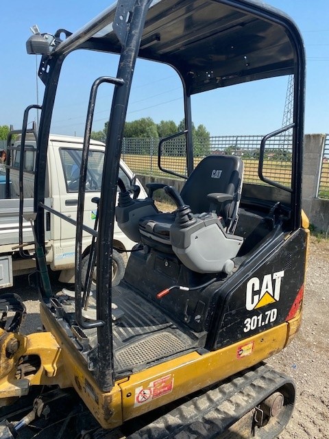 Mini escavatore Caterpillar 301.7 in vendita - foto 9