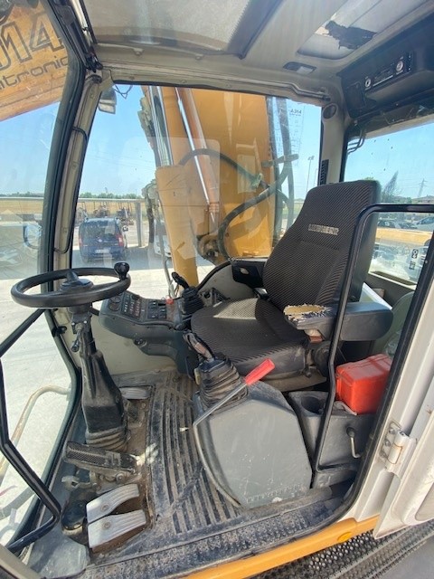 Escavatore gommato Liebherr A314 Litronic in vendita - foto 6