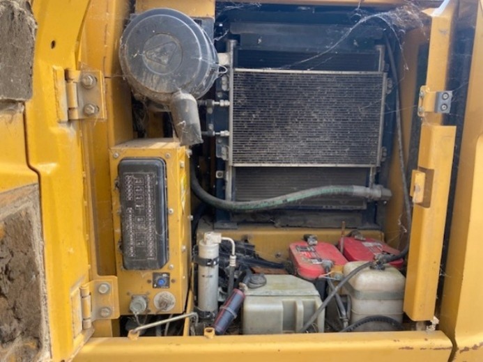 Escavatore cingolato CATERPILLAR 312C in vendita - foto 2