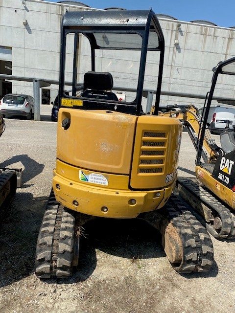 Miniescavatore Caterpillar 302.7 in vendita - foto 5