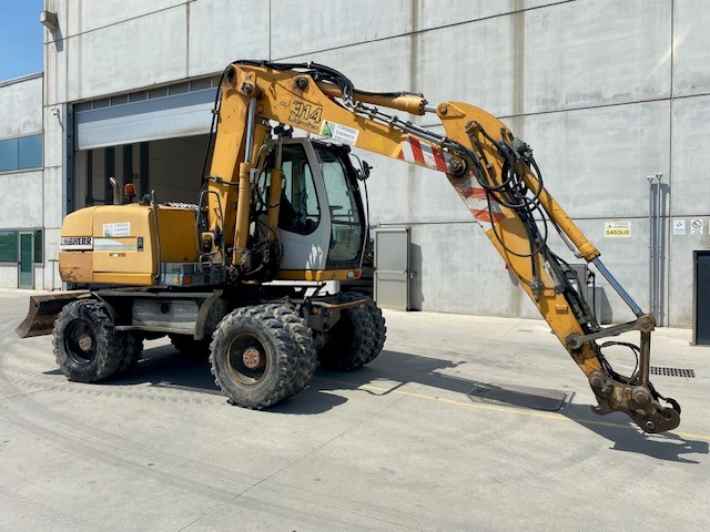 Escavatore gommato Liebherr A314 Litronic in vendita - foto 9
