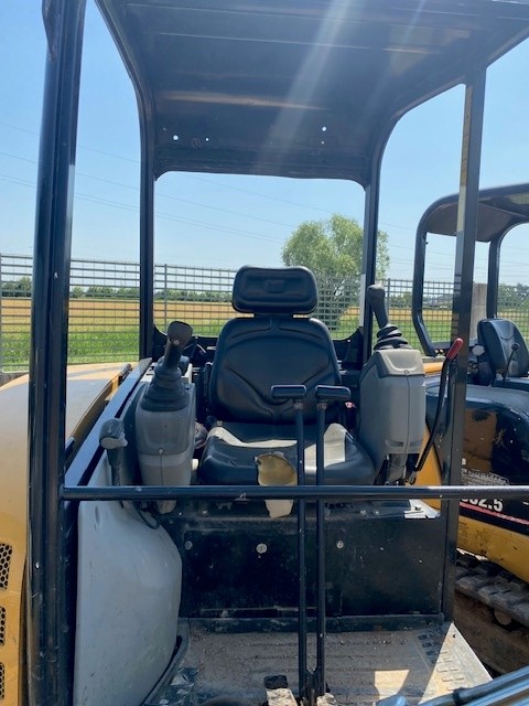 Miniescavatore Caterpillar 302.7 in vendita - foto 7