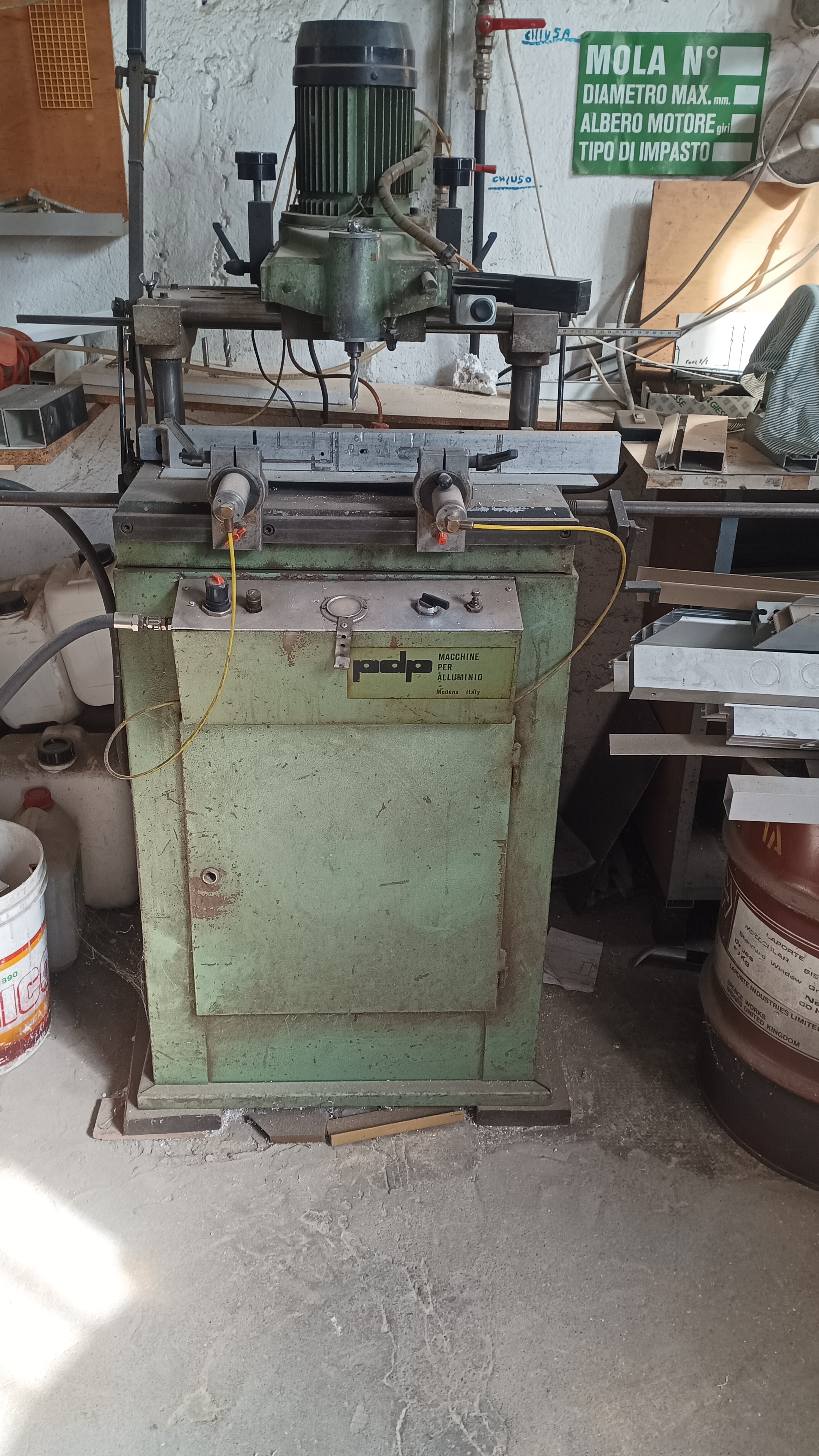 MACCHINARI LAVORAZIONE ALLUMINIO in vendita - foto 3