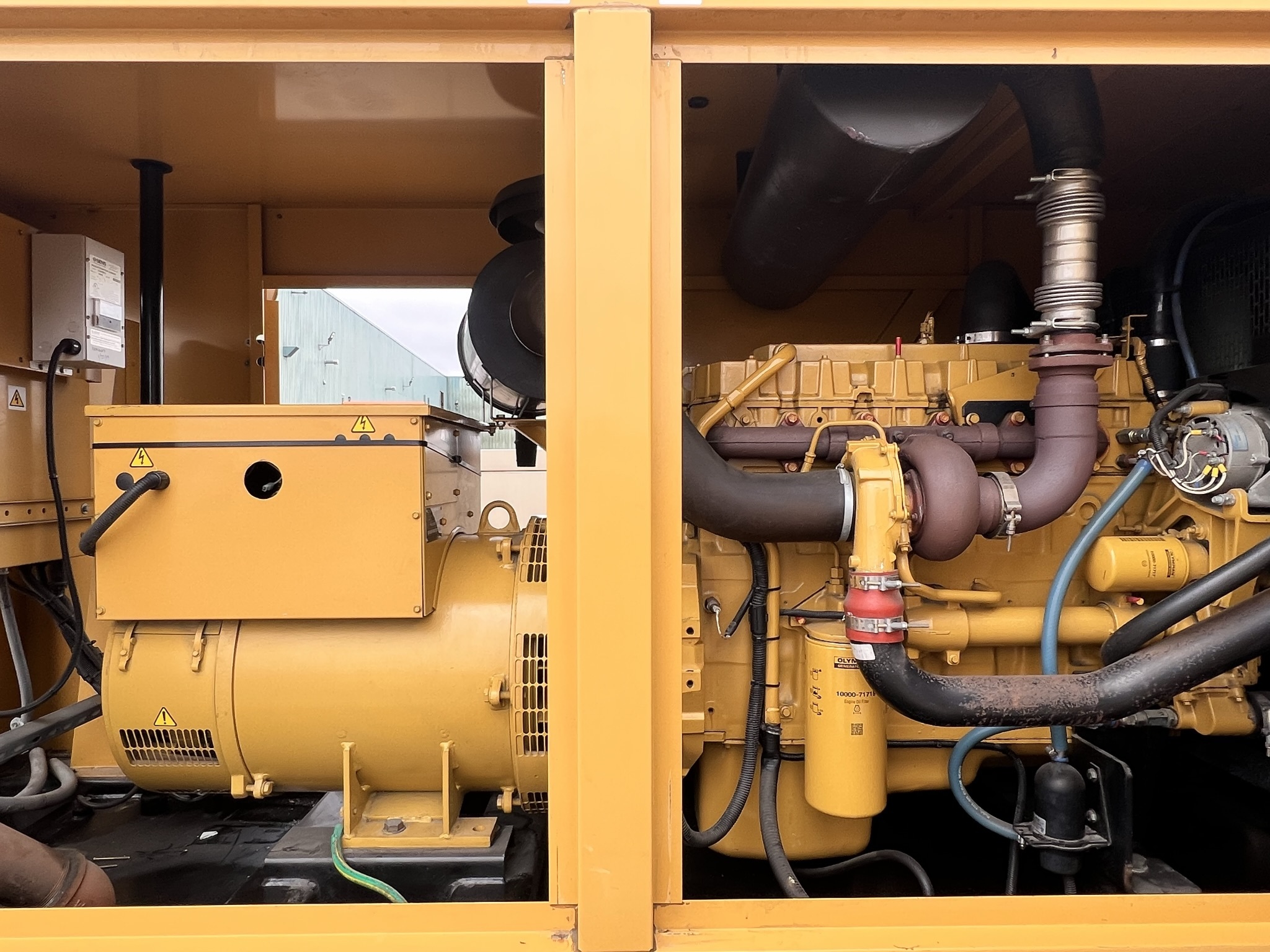 Gruppo elettrogeno Caterpillar D1506 in vendita - foto 3