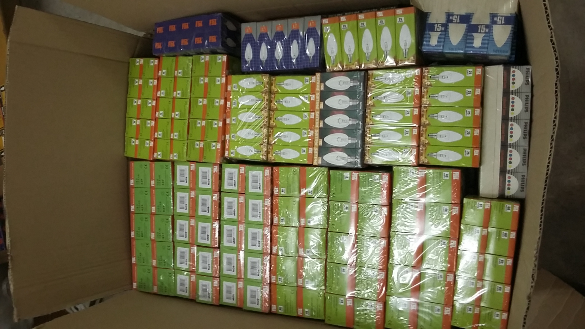 Stock. Materiale elettrico vario 22.pedane in vendita - foto 9