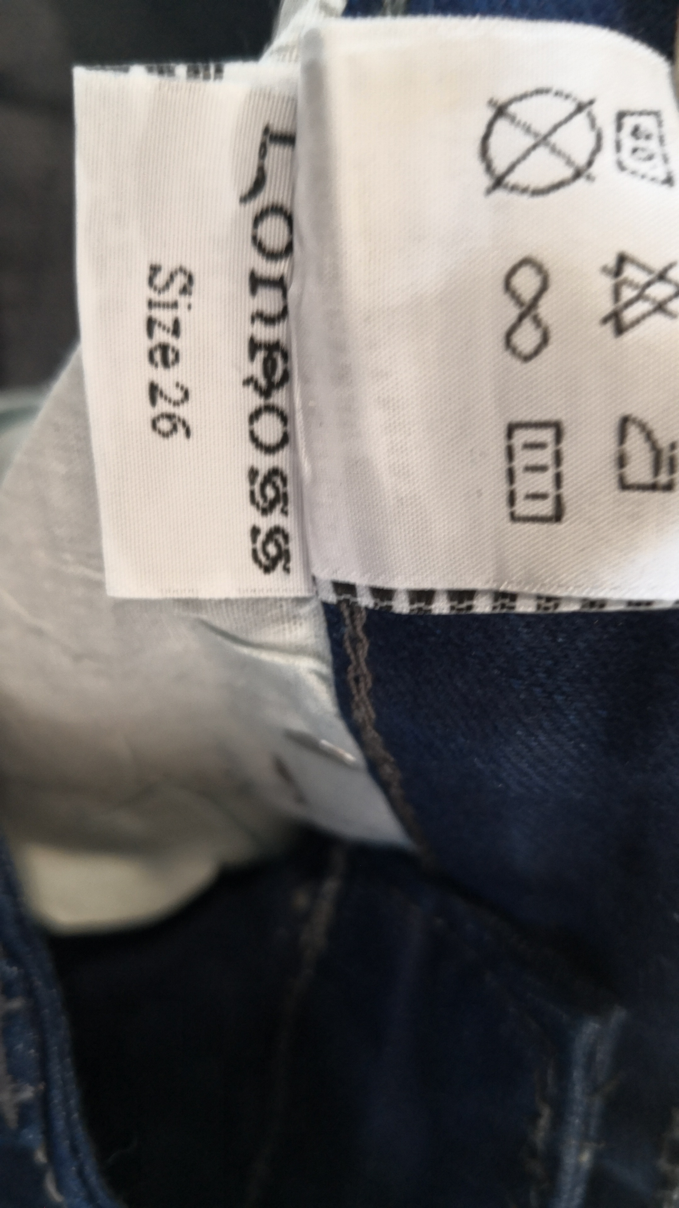Jeans marchio LONROSS 1700 pezzi 3 modelli donna 1 uomo in vendita - foto 12