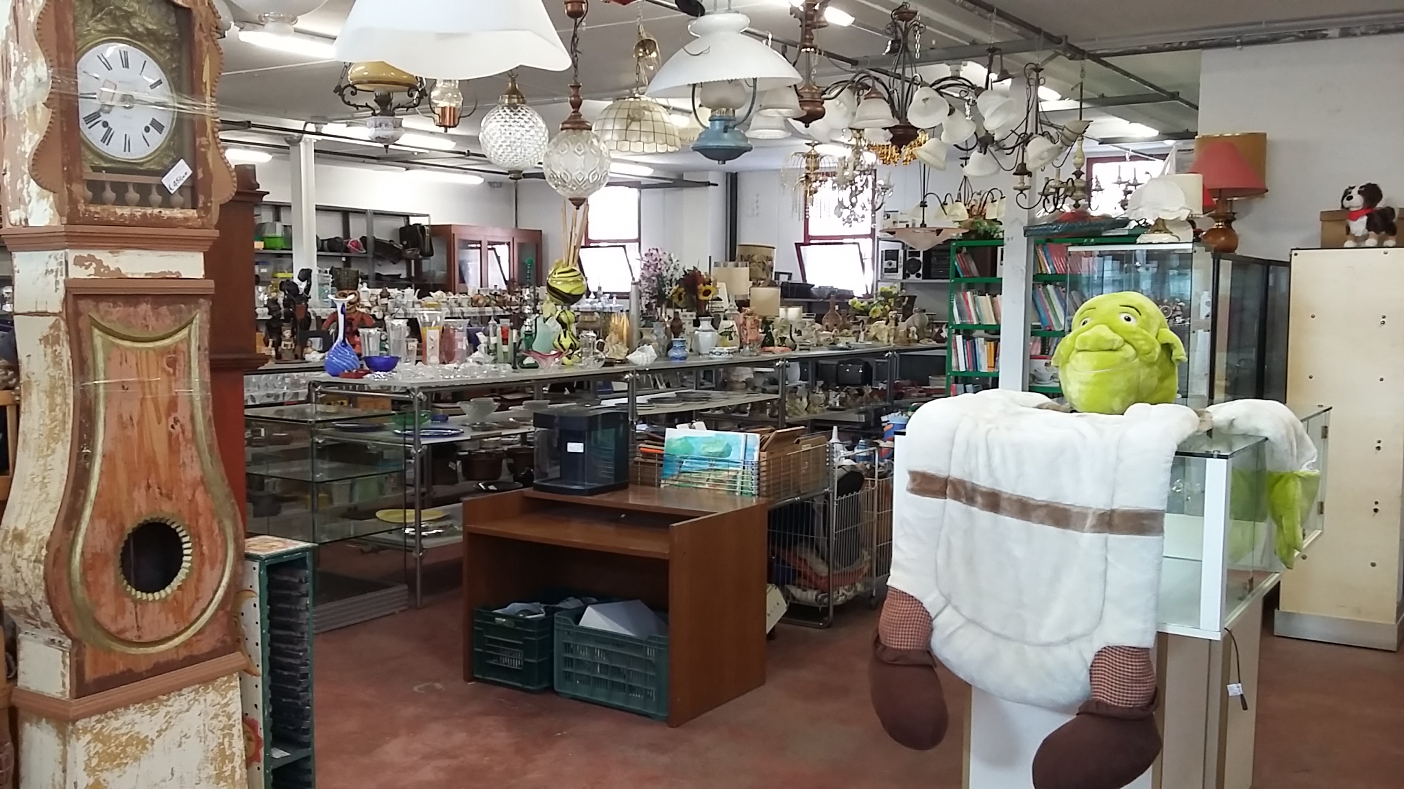AZIENDA COMMERCIALE VENDITA OGGETTI USATI *MERCATINO* in vendita - foto 5