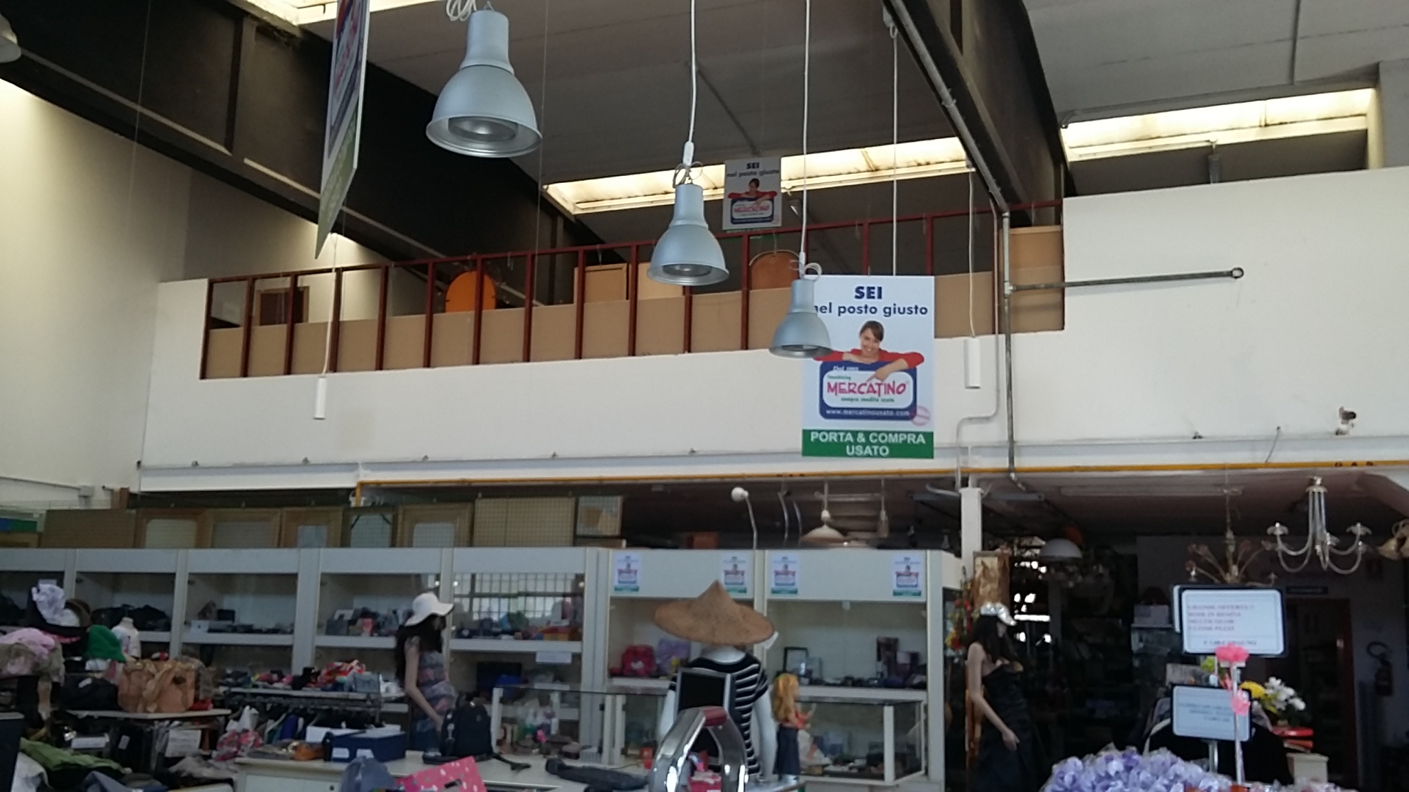 AZIENDA COMMERCIALE VENDITA OGGETTI USATI *MERCATINO* in vendita - foto 3