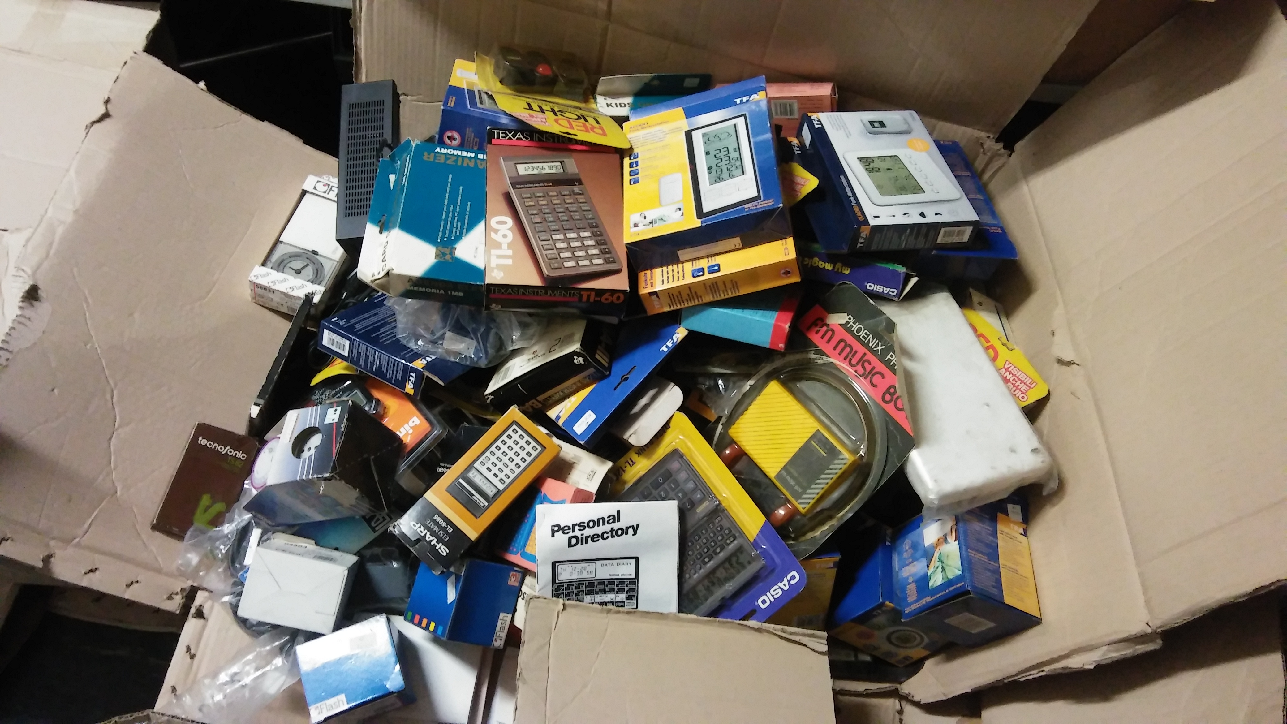 Stock. Materiale elettrico vario 22.pedane in vendita - foto 10