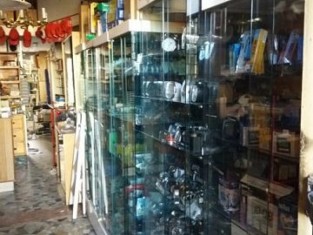 Stock. Materiale elettrico vario 22.pedane in vendita - foto 1