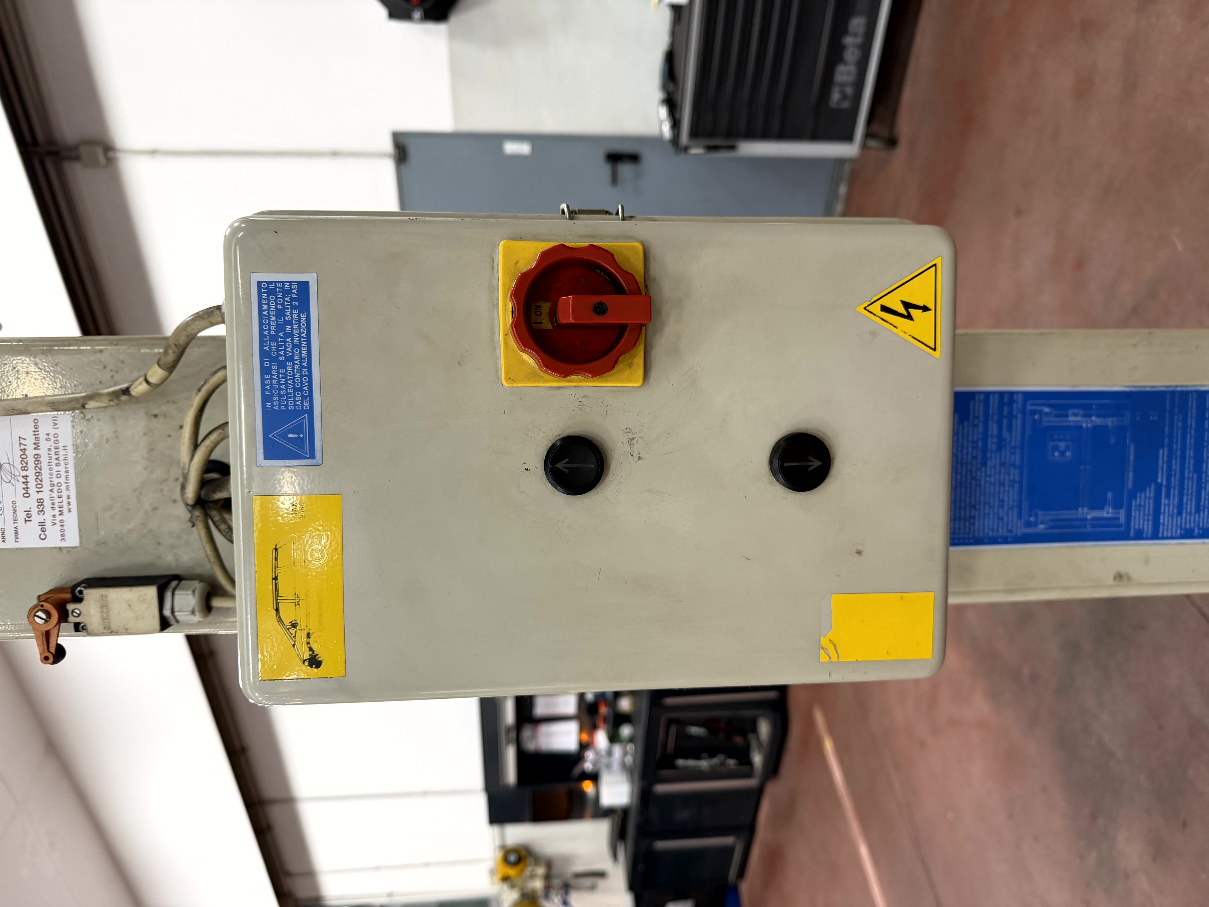 Ponte a 2 colonne OMCN da 3200 kg in vendita - foto 3